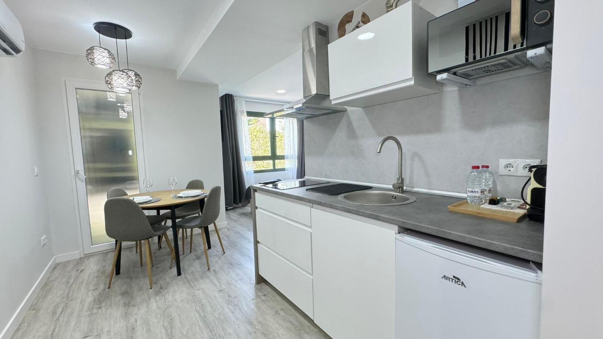Versus Apartments Near City Of Arts III Valenza Esterno foto