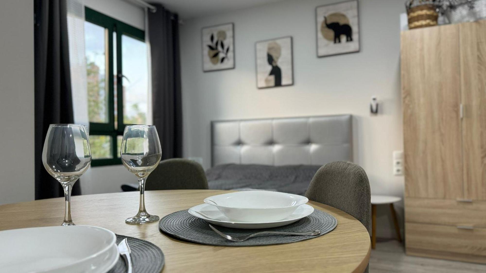 Versus Apartments Near City Of Arts III Valenza Esterno foto